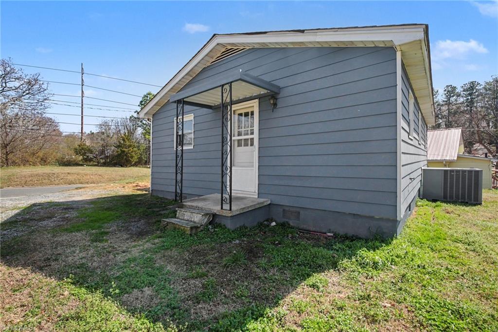 321 Loach Street Asheboro, NC 27203 - Photo 22 of 23