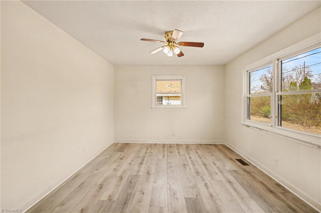 321 Loach Street Asheboro, NC 27203 - Photo 9 of 23