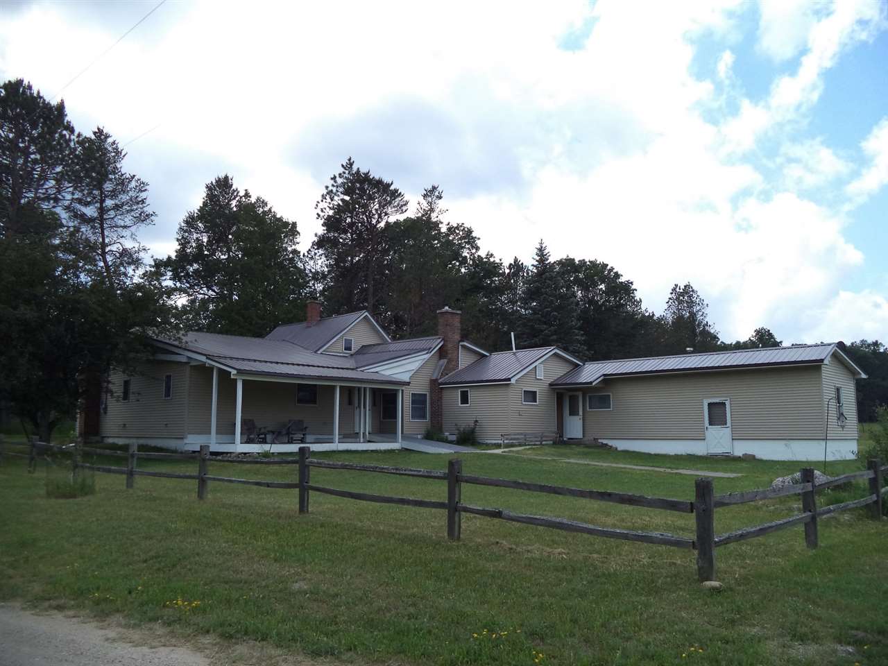 5002 Boutell Ranch Road West Branch, MI 48661 - Photo 1 of 39 1818846.JPG