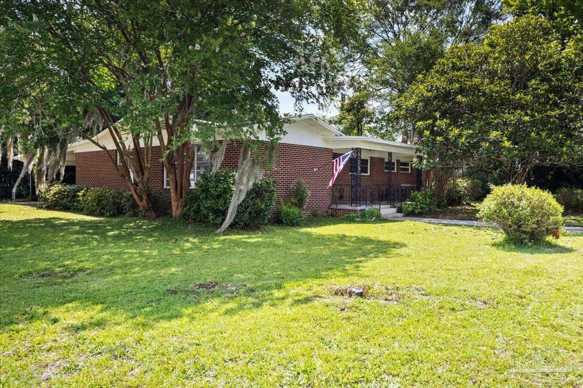 5198 Santa Rosa Street Milton, FL 32570 - Photo 1 of 35 Gallery Image 1