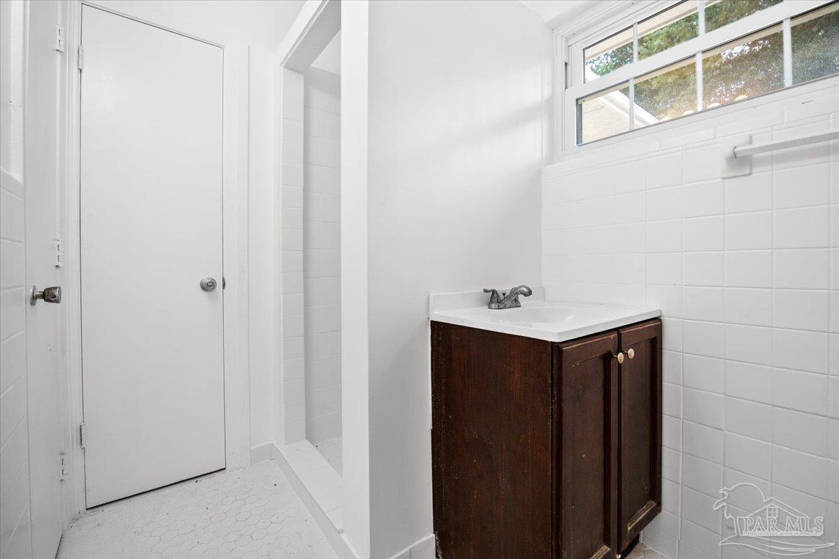 5198 Santa Rosa Street Milton, FL 32570 - Photo 24 of 35 Gallery Image 24