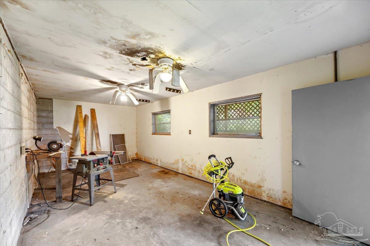 5198 Santa Rosa Street Milton, FL 32570 - Photo 29 of 35 Gallery Image 29