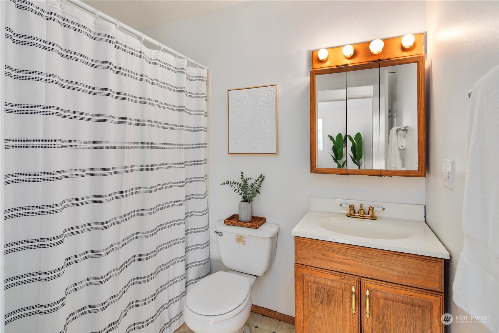12227 Southeast 165th Street Renton, WA 98058 - Photo 20 of 24 Gallery Image 20
