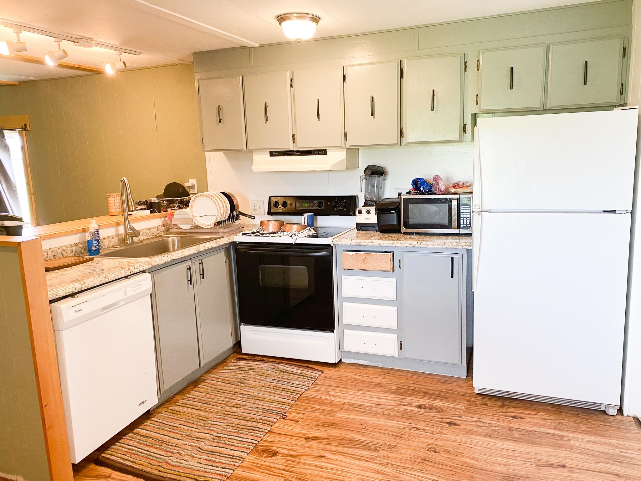 37507 North Elk Chattaroy Road Elk, WA 99009 - Photo 2 of 15
