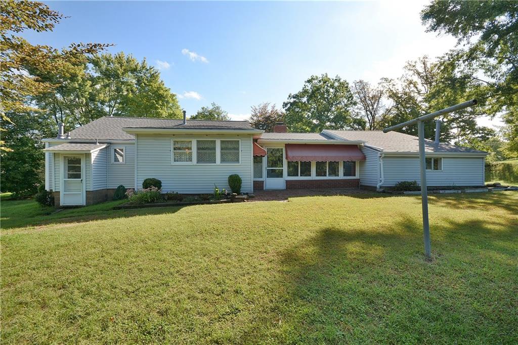 1307 Roosevelt Road Pittsburgh, PA 15237 - Photo 17 of 19 Gallery Image 17