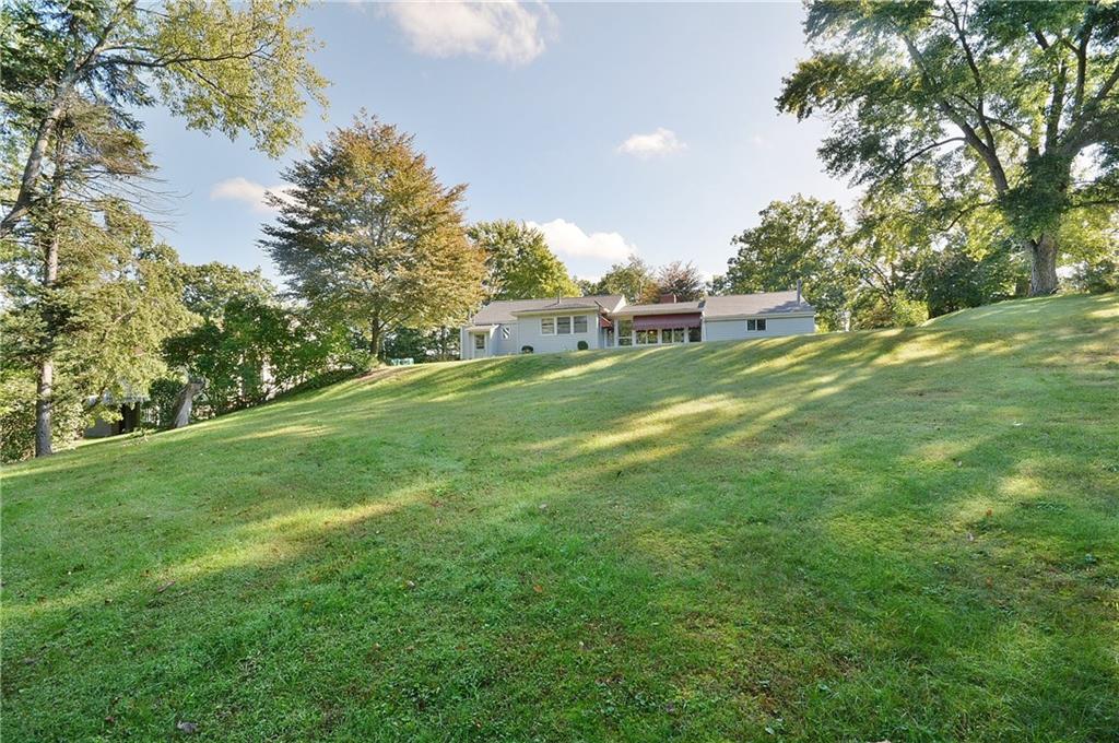 1307 Roosevelt Road Pittsburgh, PA 15237 - Photo 18 of 19 Gallery Image 18