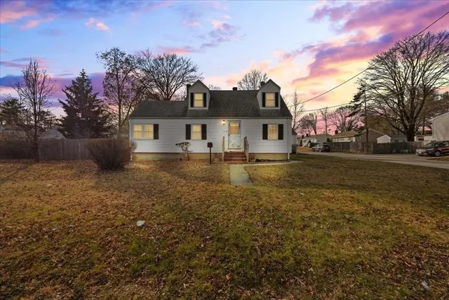 $540,000 | 31 Magnolia Avenue, Brockton, MA 02301