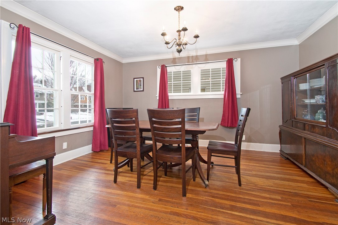 3035 Yorkshire Road Cleveland, OH 44118 - Photo 9 of 30 Gallery Image 9