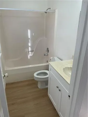 $1,500 | 716 Heavens Drive, Unit 14, Mandeville, LA 70471