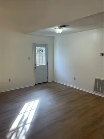 $1,500 | 716 Heavens Drive, Unit 14, Mandeville, LA 70471