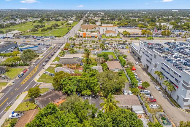 $3,200 | 1709 North 59th Terrace, Hollywood, FL 33021