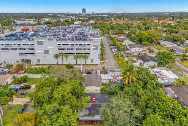 $3,200 | 1709 North 59th Terrace, Hollywood, FL 33021