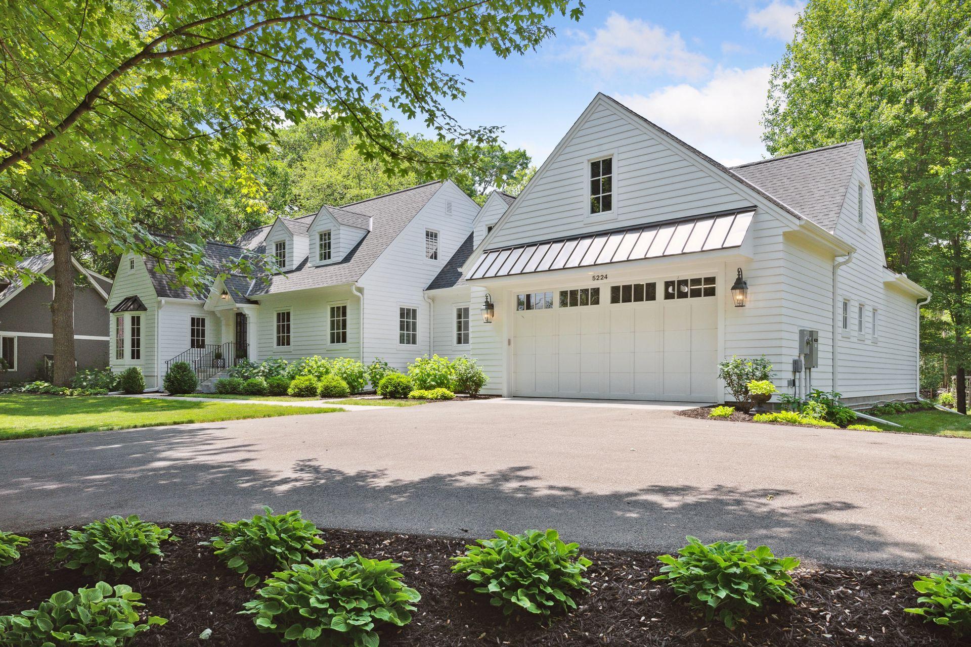 5224 Blake Road South Edina, MN 55436 - Photo 3 of 77 Gallery Image 3