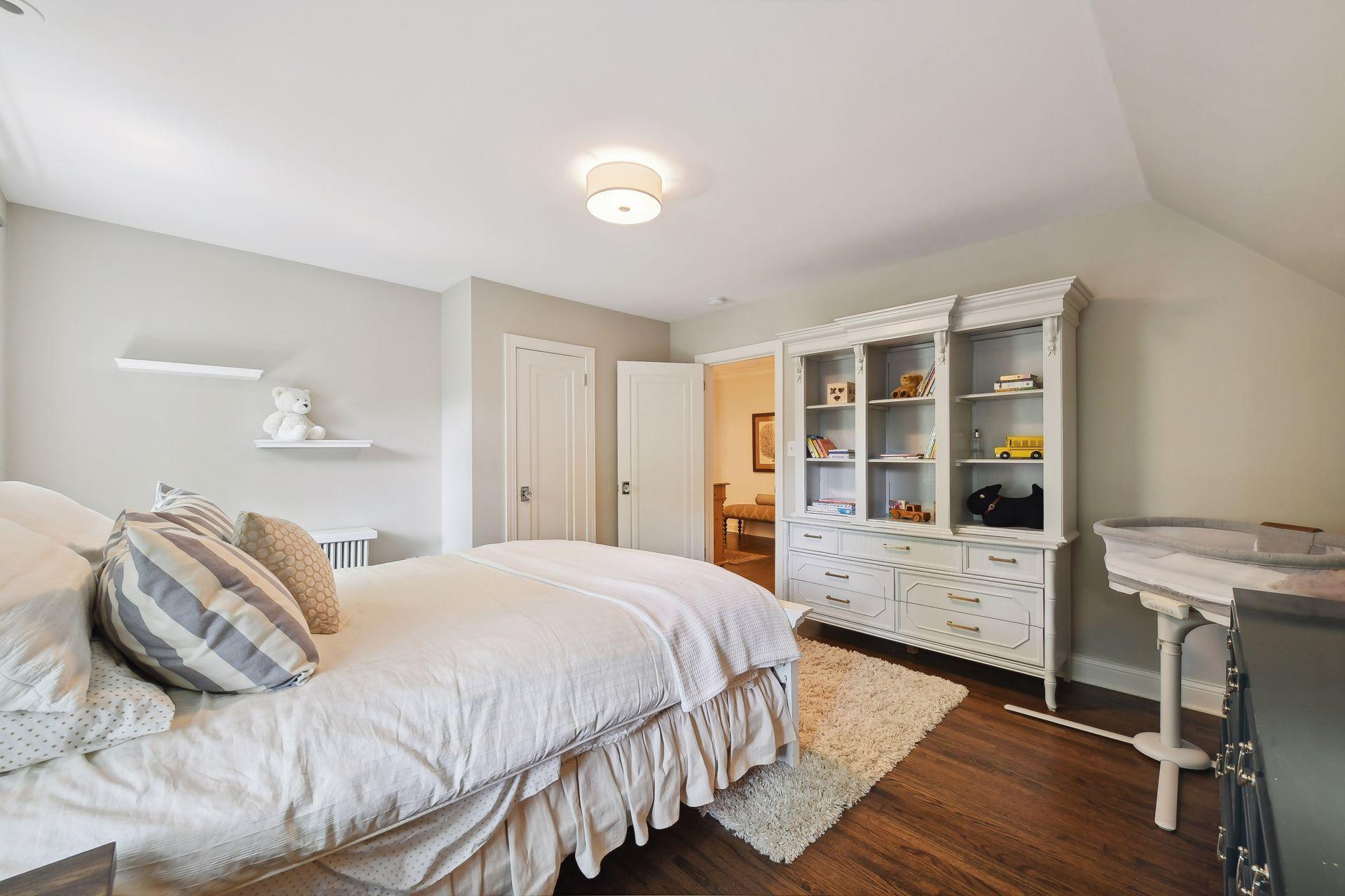 5224 Blake Road South Edina, MN 55436 - Photo 48 of 77 Gallery Image 48