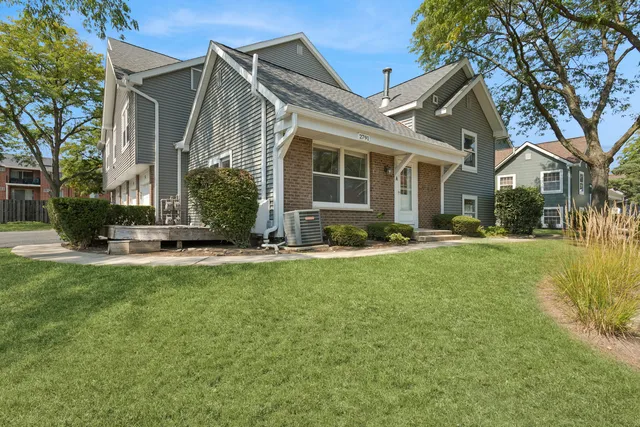 $2,700 | 2791 Wayfaring Lane, Lisle, IL 60532