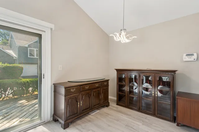 $2,700 | 2791 Wayfaring Lane, Lisle, IL 60532