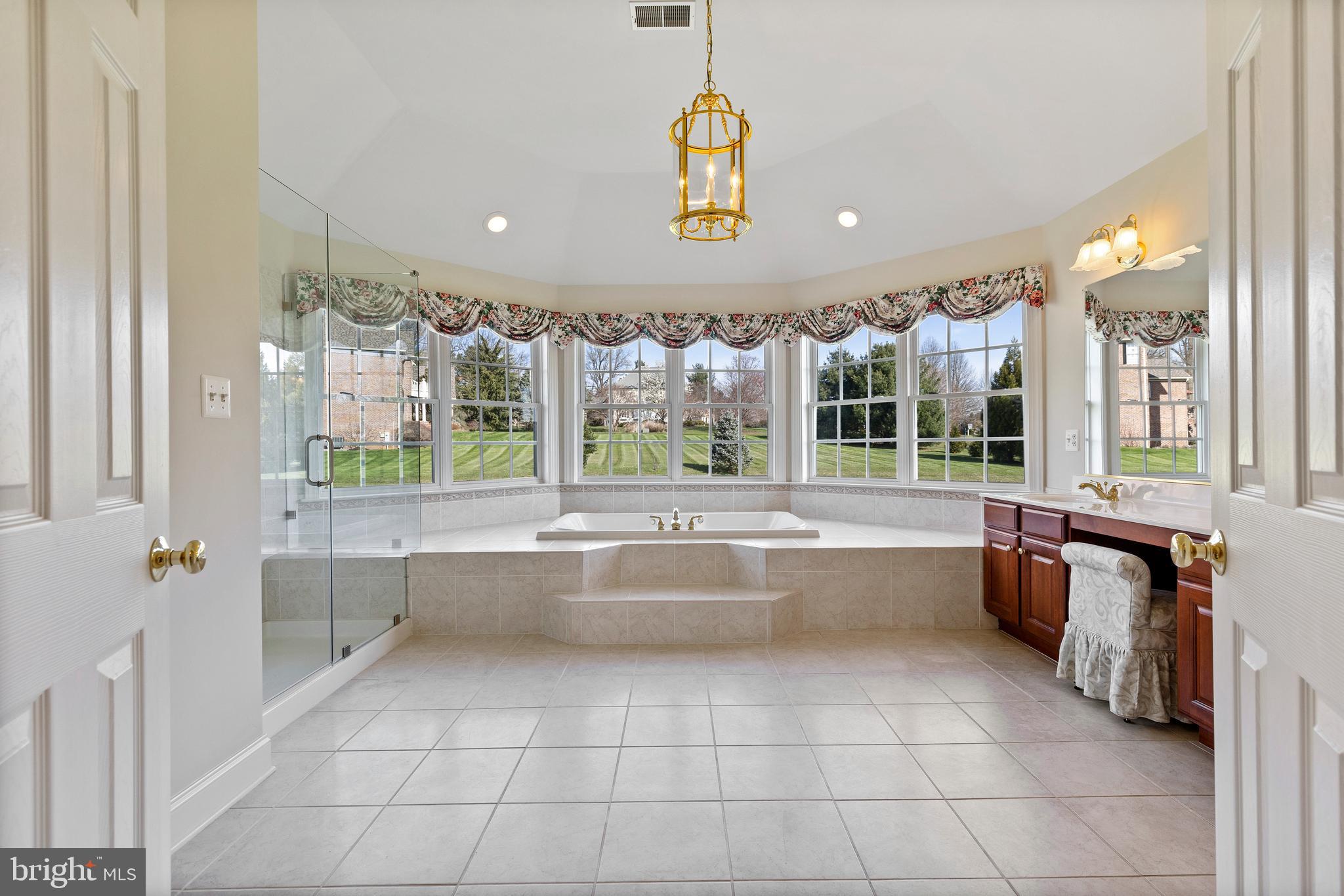 4002 Manor Oaks Road Phoenix, MD 21131 - Photo 29 of 62 Primary Bath