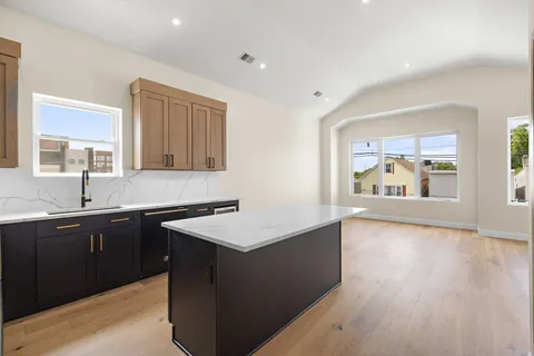 $1,250,000 | 79 East 23rd Street, Bayonne, NJ 07002