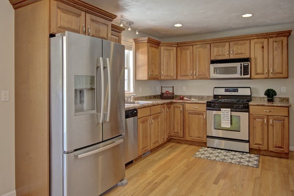 12 B Foxhill Road, Unit B Foxboro, MA 02035 - Photo 5 of 25 Gallery Image 5