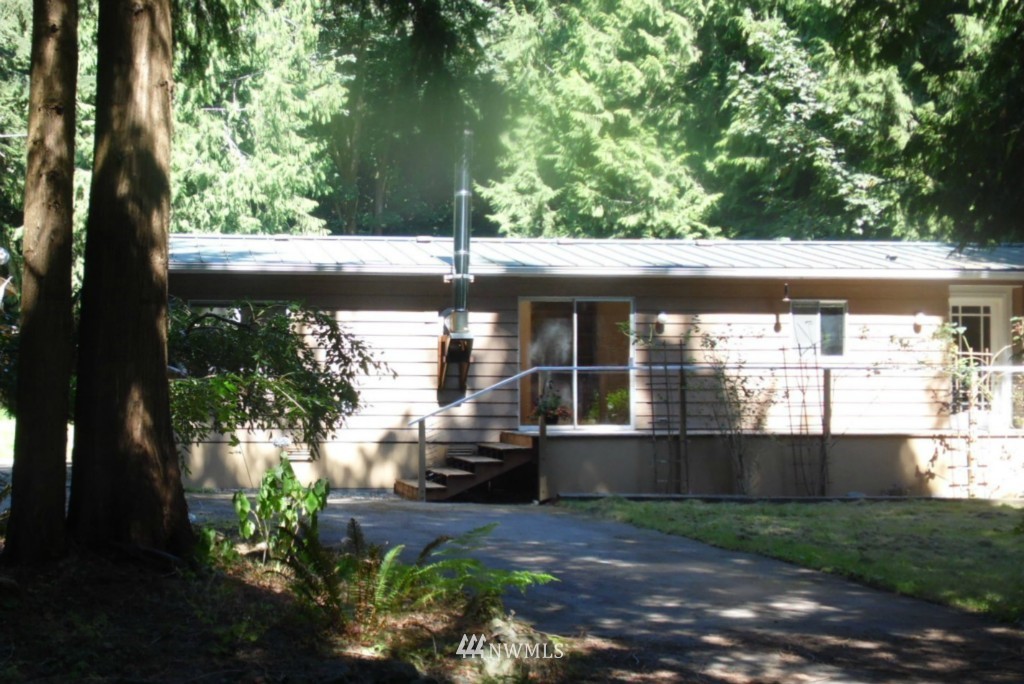 20896 Northeast Melson Road Poulsbo, WA 98370 - Photo 2 of 16 Gallery Image 2