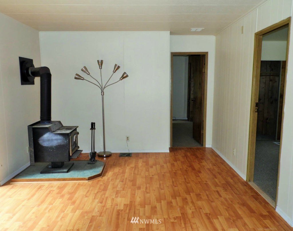 20896 Northeast Melson Road Poulsbo, WA 98370 - Photo 11 of 16 Gallery Image 11
