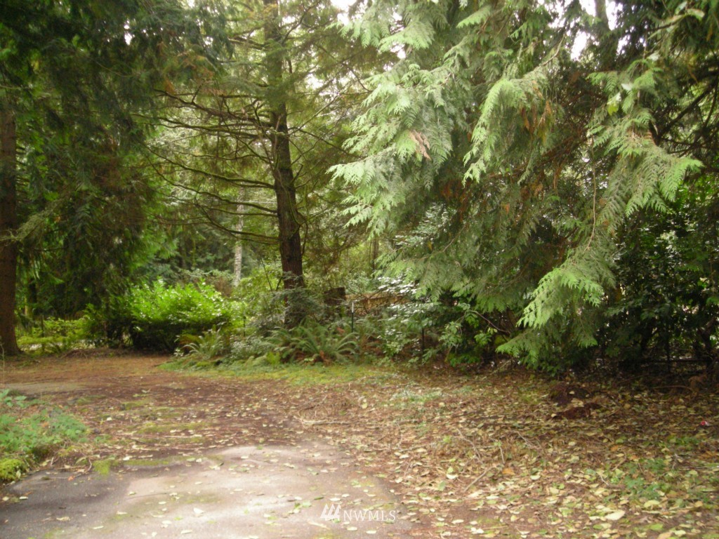 20896 Northeast Melson Road Poulsbo, WA 98370 - Photo 5 of 16 Gallery Image 5