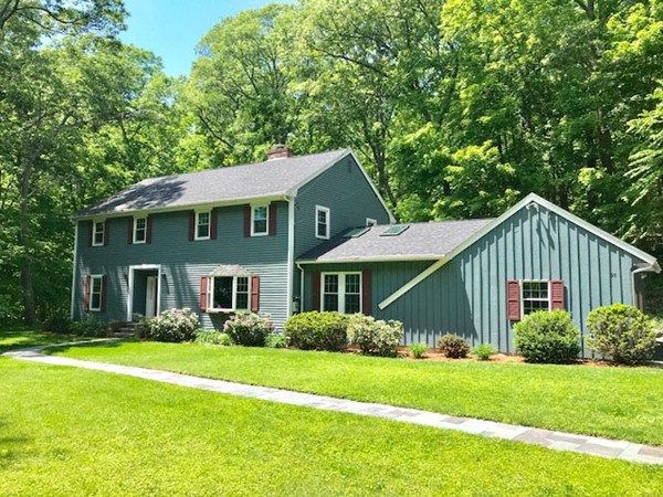 95 Washington Street Boxford, MA 01921 - Photo 1 of 28 Gallery Image 1
