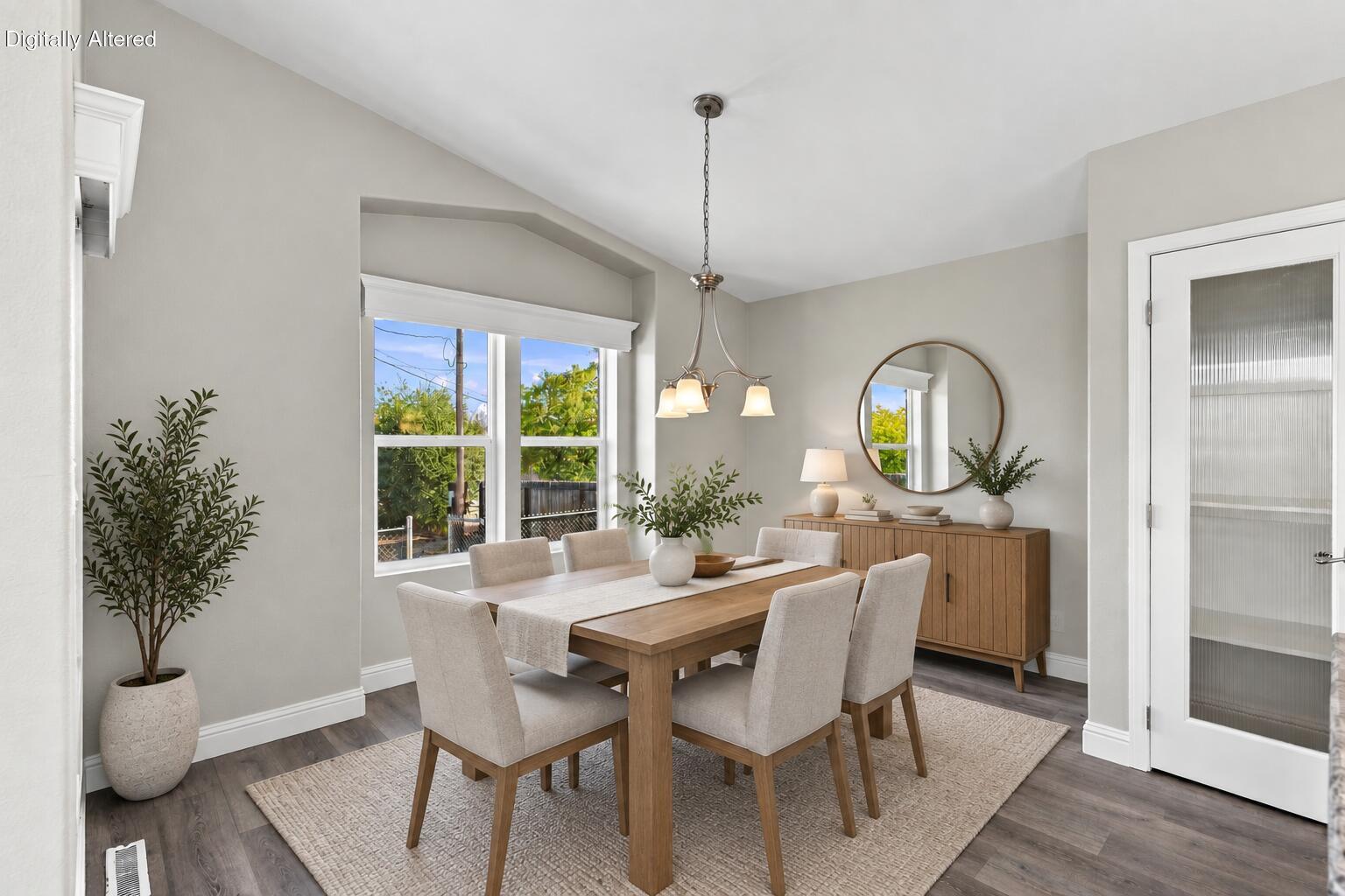 17037 Keswick Dam Road Redding, CA 96003 - Photo 14 of 42 Virtually Staged Dining Area