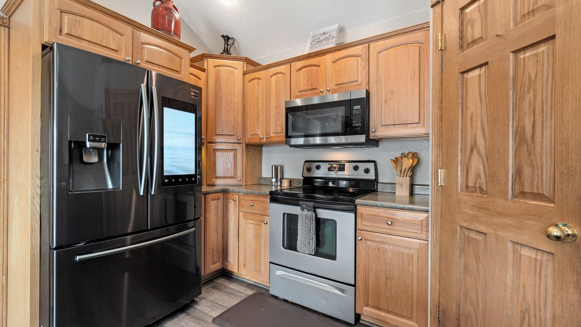 503 8th Street Southwest Rice, MN 56367 - Photo 9 of 27