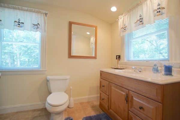20 Molloy Road Georgetown, MA 01833 - Photo 16 of 22 Gallery Image 16