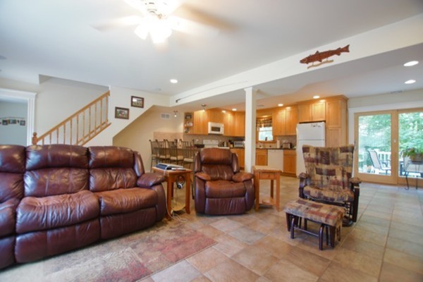 20 Molloy Road Georgetown, MA 01833 - Photo 4 of 22 Gallery Image 4