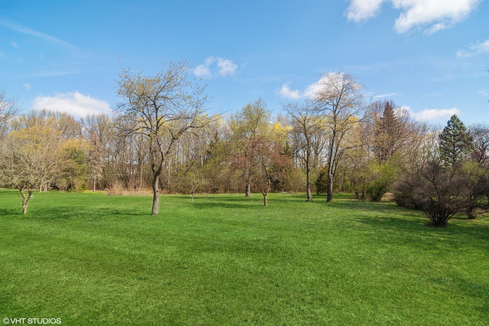 1652 Banbury Road Inverness, IL 60067 - Photo 24 of 28 a view of a park