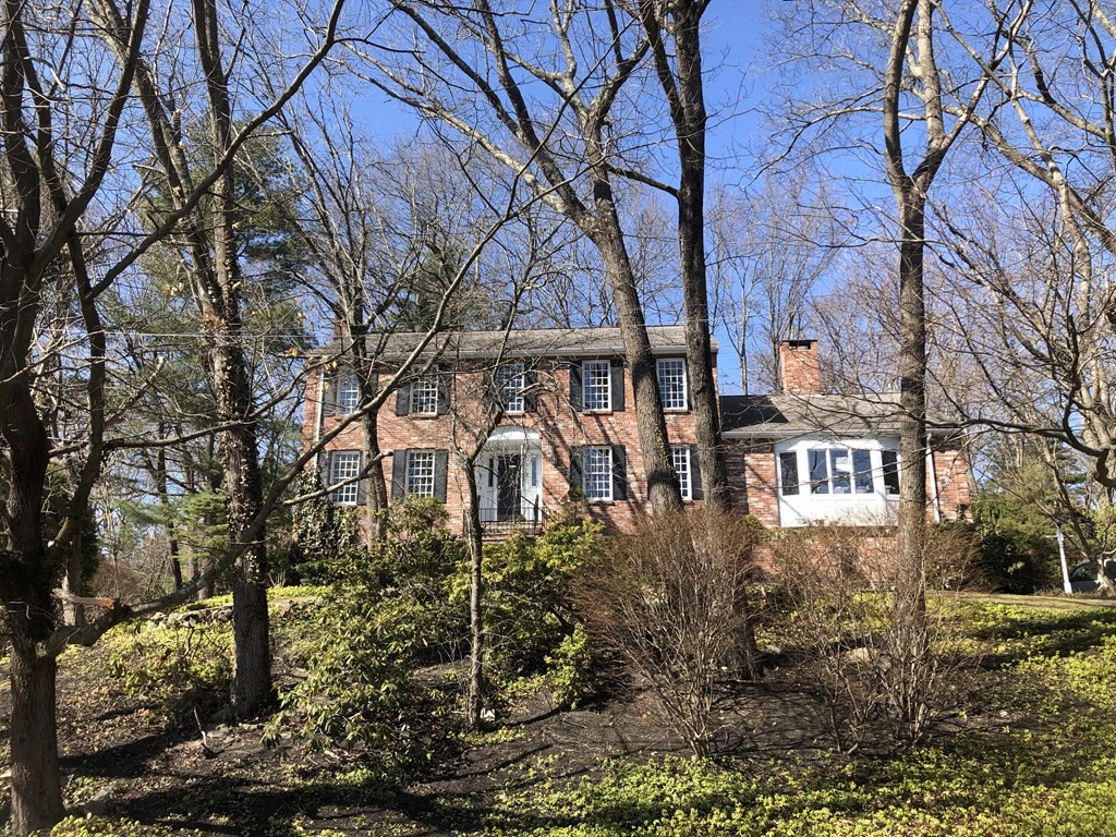 81 Bristol Road Wellesley, MA 02481 - Photo 1 of 24