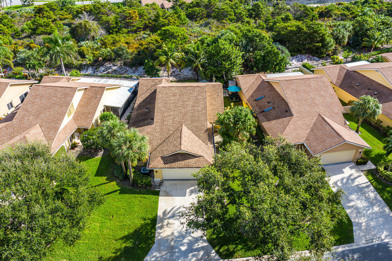 245 Ridge Road Jupiter, FL 33477 - Photo 18 of 34 027-245RidgeRd-Jupiter-FL-small
