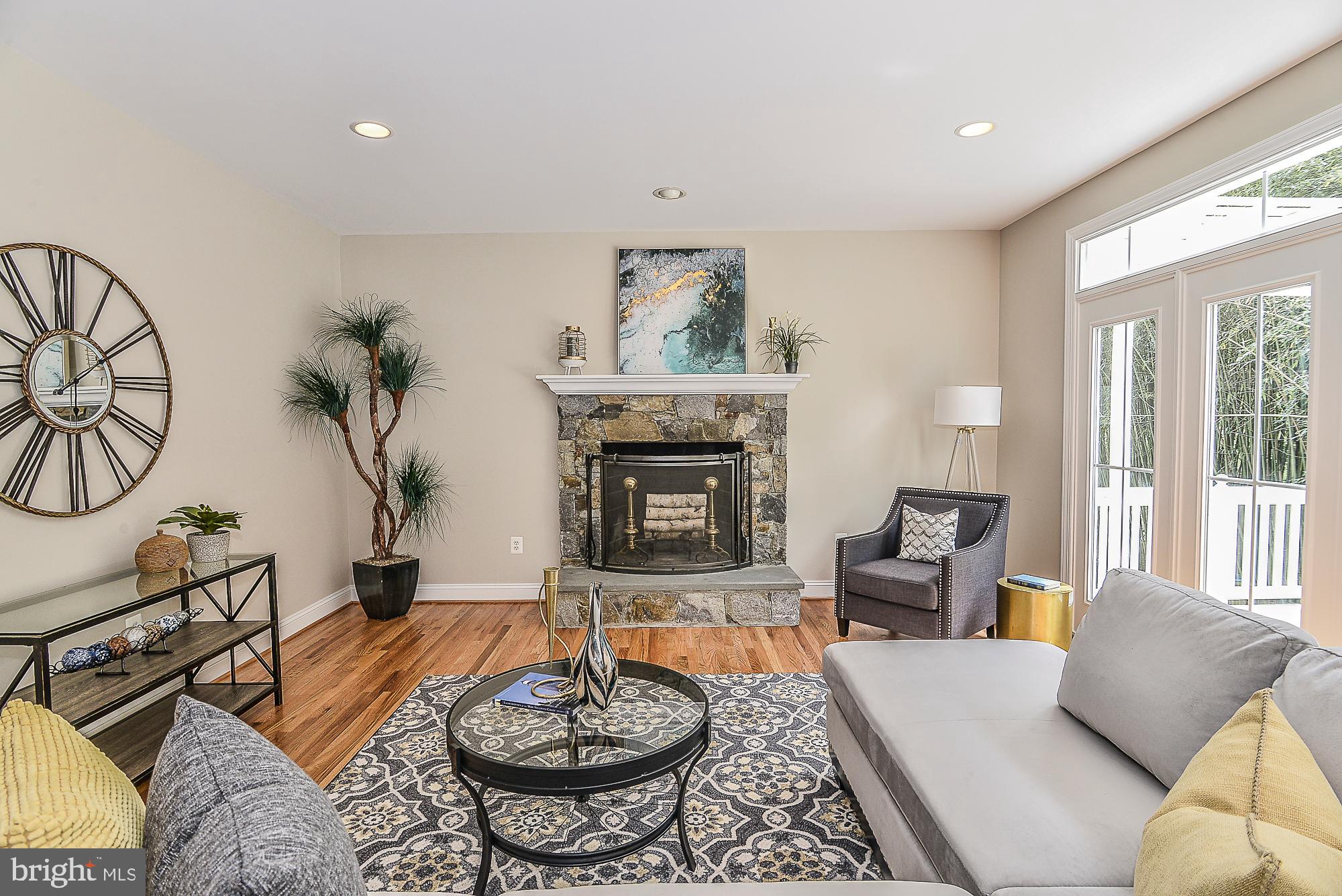 7620 Cabin Road Cabin John, MD 20818 - Photo 11 of 37 Family Room