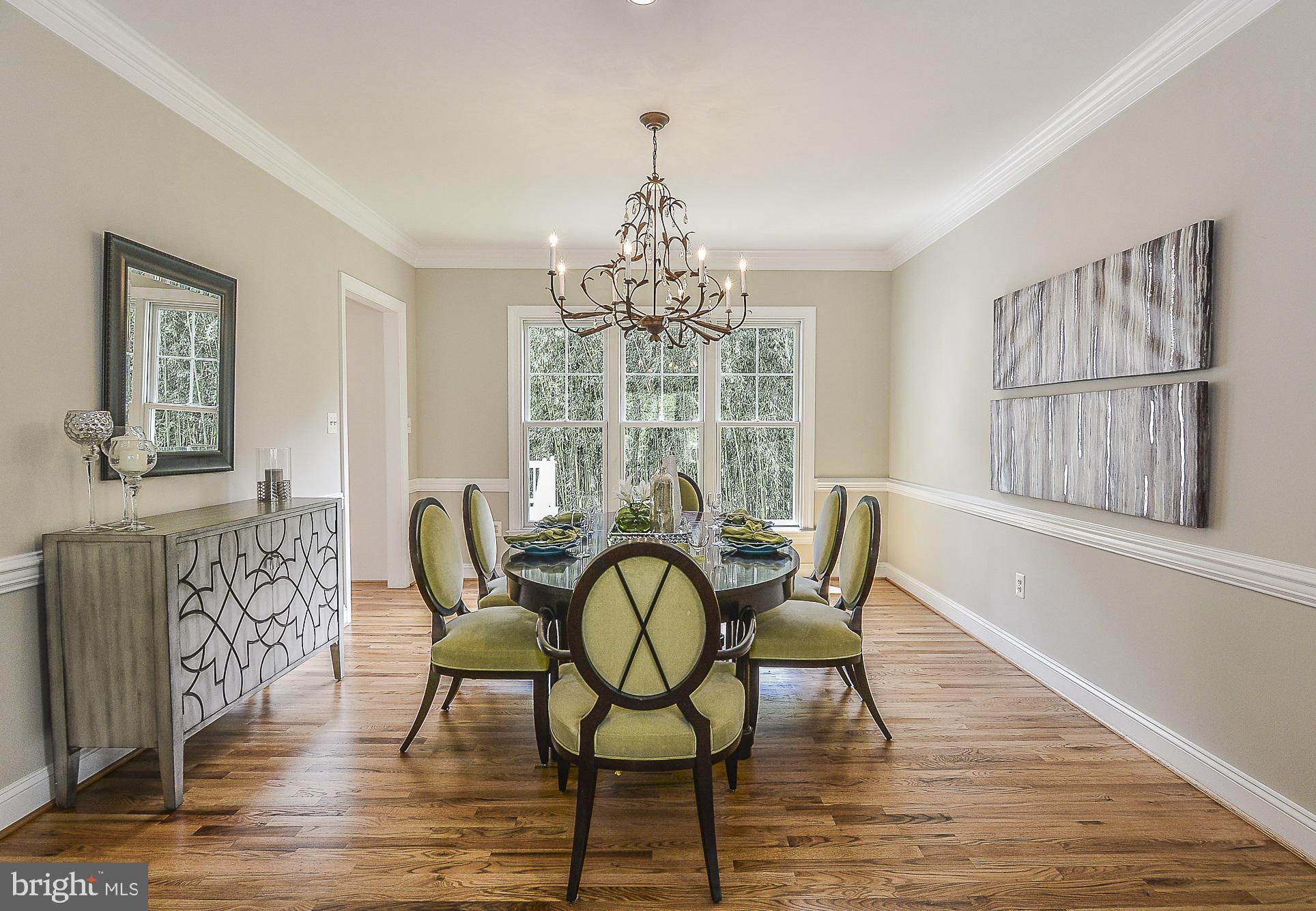7620 Cabin Road Cabin John, MD 20818 - Photo 7 of 37 Dining Room