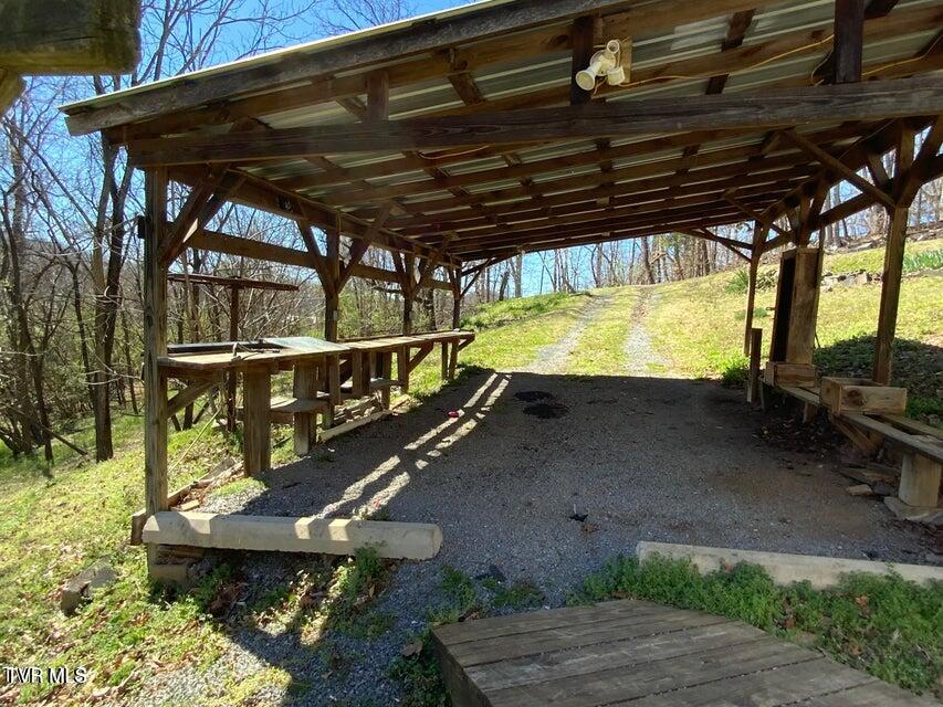 229-235 Henard Road Rogersville, TN 37857 - Photo 12 of 13 20250324214025490428000000-o