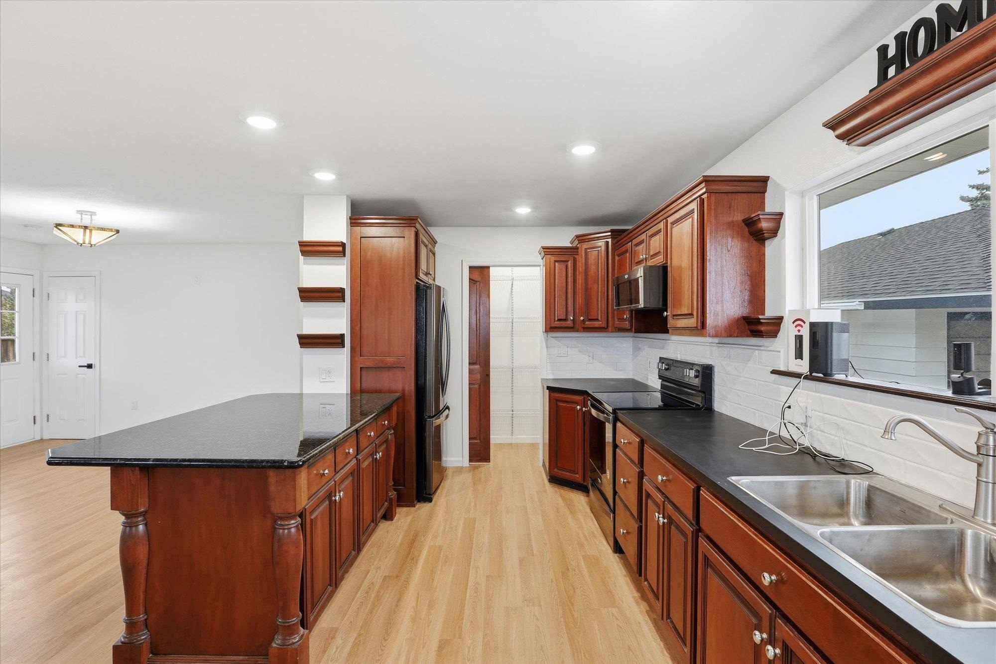 50 Sinclair Street Davenport, WA 99122 - Photo 4 of 50