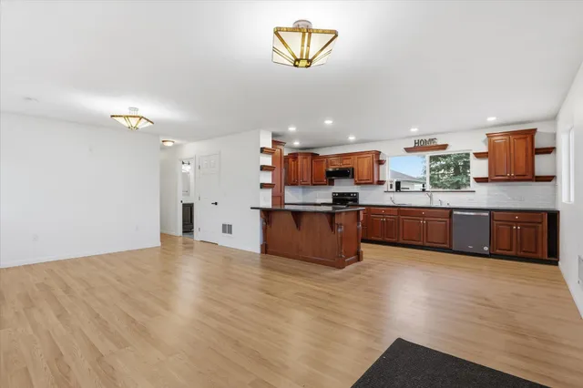 $495,000 | 50 Sinclair Street, Davenport, WA 99122