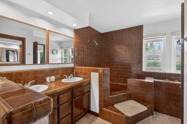 $829,000 | 5306 Saddle Lane, Fair Oaks, CA 95628