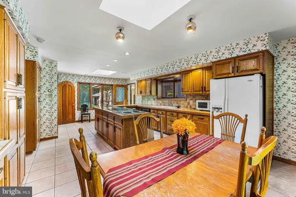 $950,000 | 6760 Bear Creek Boulevard, Wilkes Barre, PA 18702