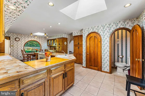 $950,000 | 6760 Bear Creek Boulevard, Wilkes Barre, PA 18702