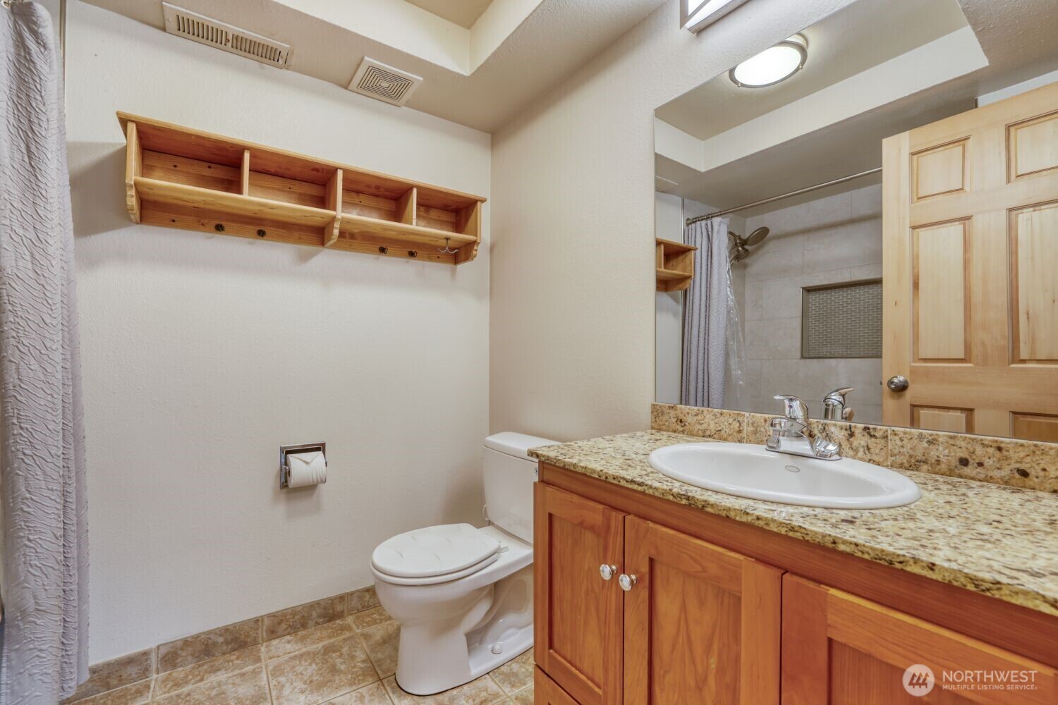 9615 Northeast 201st Street Bothell, WA 98011 - Photo 11 of 28