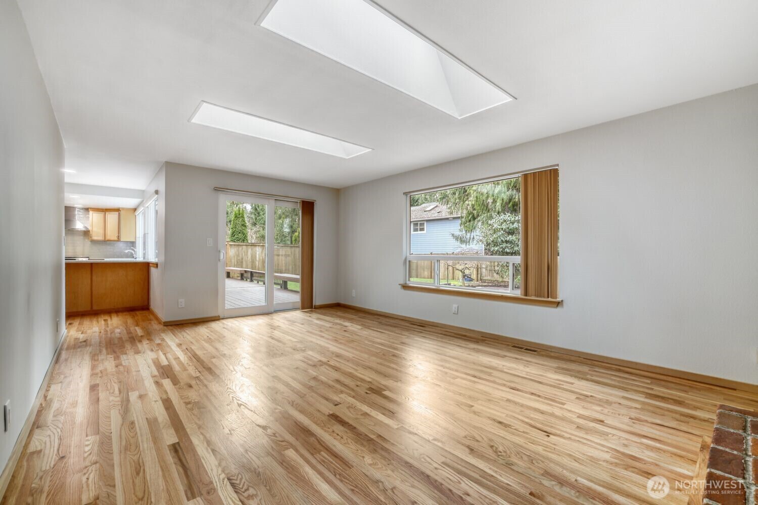 9615 Northeast 201st Street Bothell, WA 98011 - Photo 24 of 28