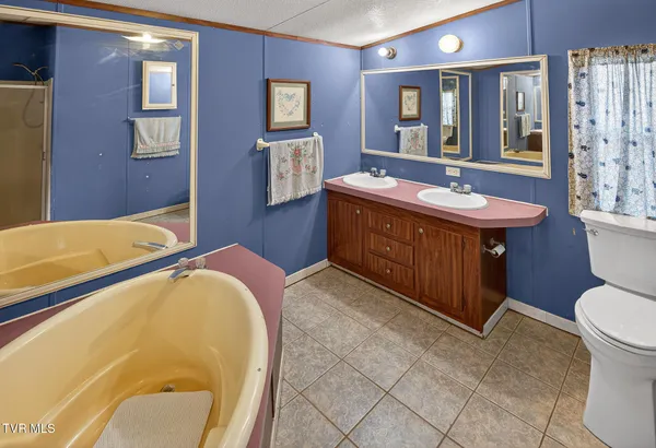 $204,000 | 62 Roaming Drive, Chuckey, TN 37641