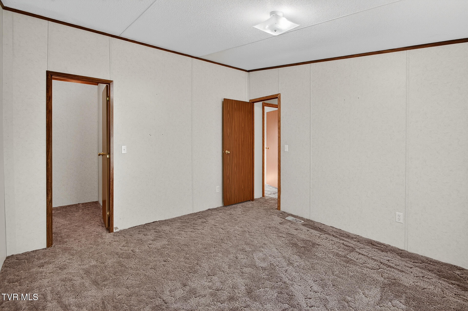 62 Roaming Drive Chuckey, TN 37641 - Photo 19 of 37 D-Neas-62-Roaming-Drive-Interior-8316