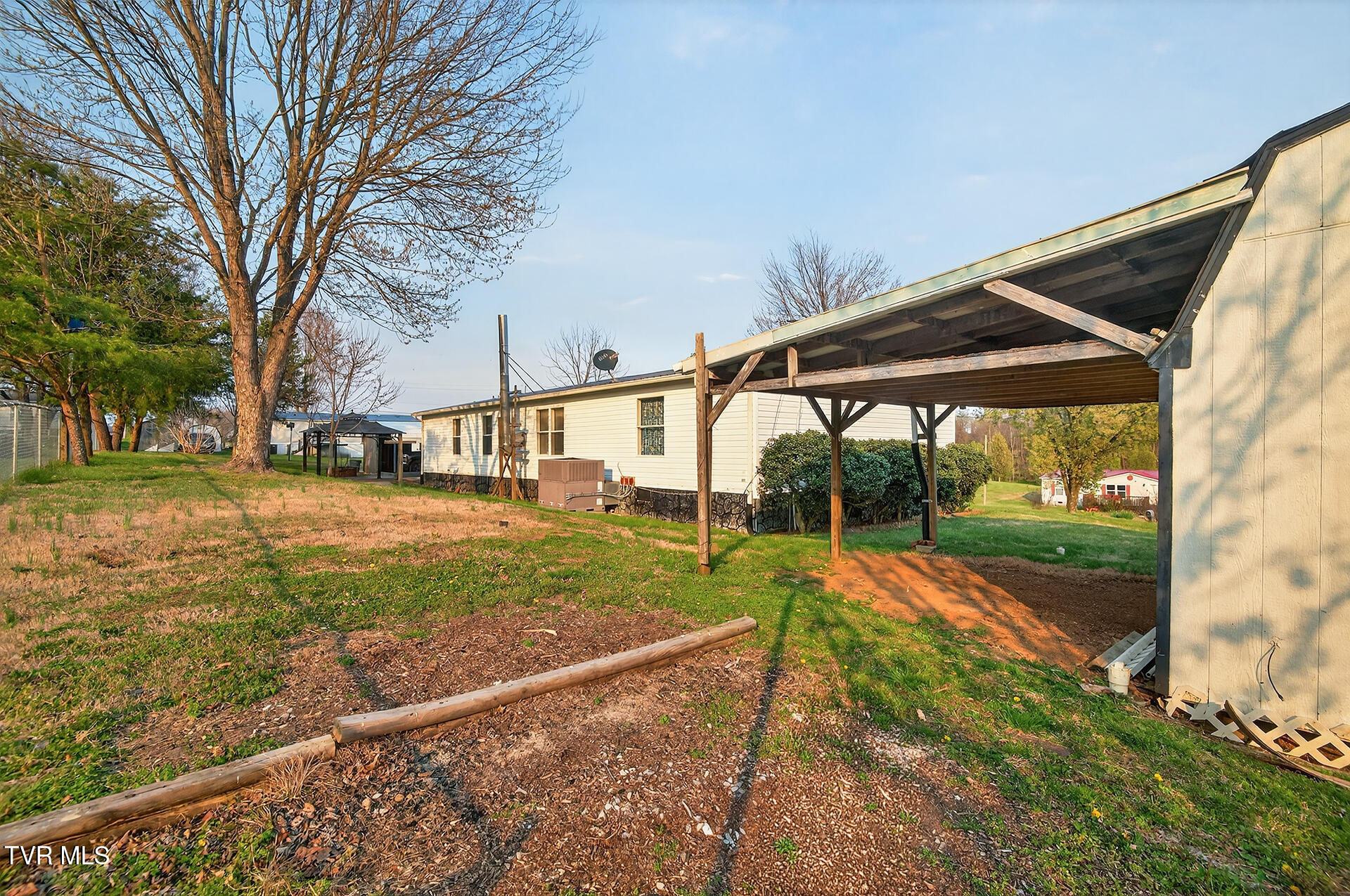 62 Roaming Drive Chuckey, TN 37641 - Photo 26 of 37 D-Neas-62-Roaming-Drive-Exterior-8371
