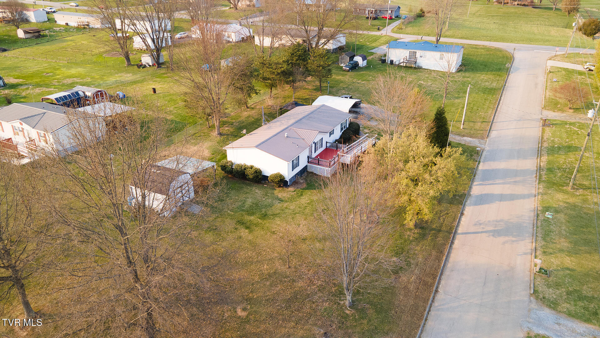 62 Roaming Drive Chuckey, TN 37641 - Photo 30 of 37 D-Neas-62-Roaming-Drive-Aerial-983