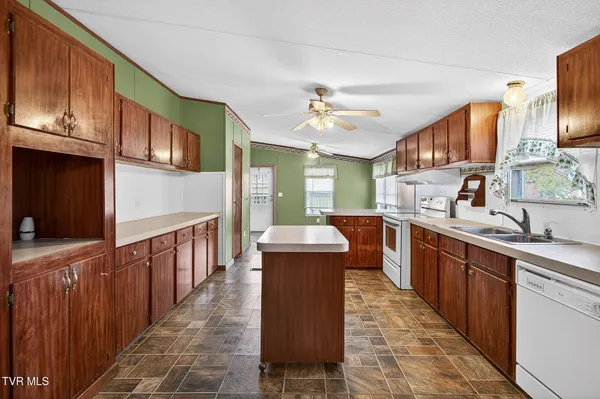 $204,000 | 62 Roaming Drive, Chuckey, TN 37641