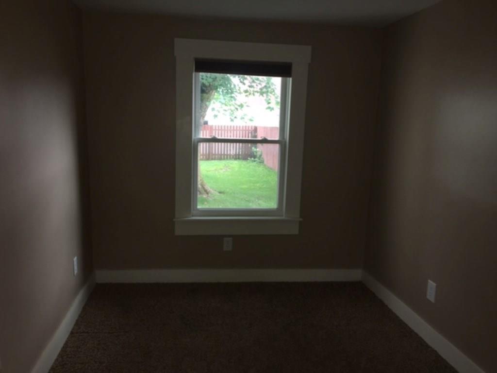 135 Kewbury Road Springfield, OH 45504 - Photo 8 of 35